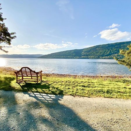 Seal Point Cabin - Luxury Glamping Cairndow Eksteriør bilde