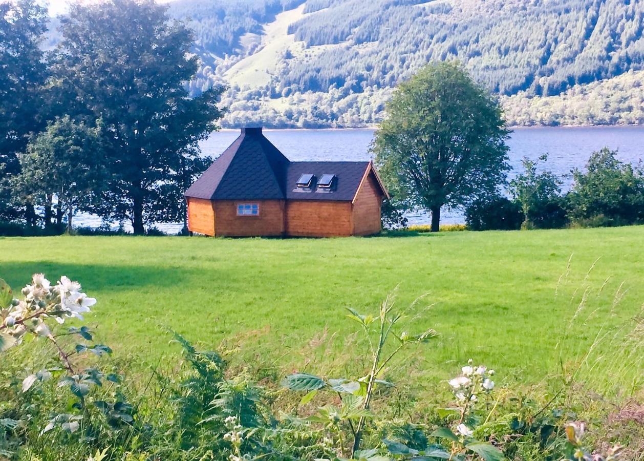 Seal Point Cabin - Luxury Glamping Cairndow Eksteriør bilde