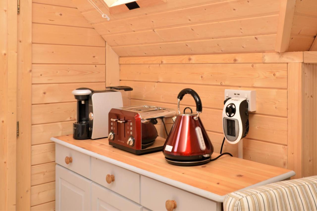 Seal Point Cabin - Luxury Glamping Cairndow Eksteriør bilde